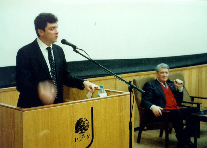 Борис Немцов и Юрий Афанасьев - из личного архива Ю.Н. Афанасьева