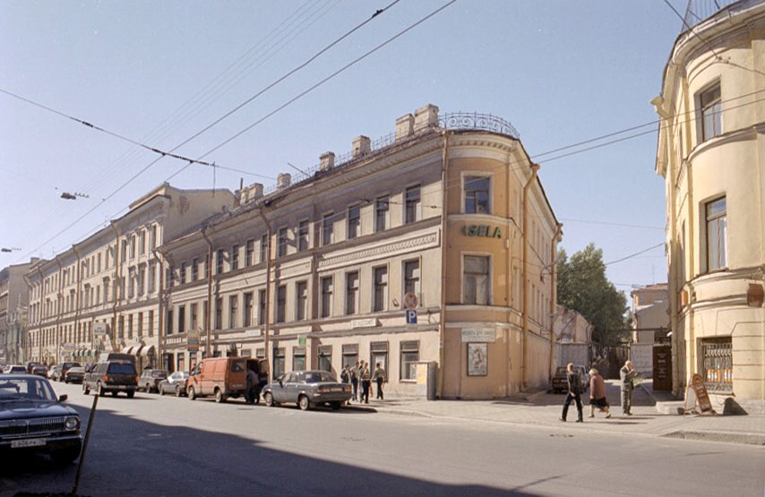 Дом Рогова, фотография 1999 года, с сайта 