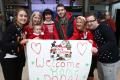 Домой на Рождество: слёзы радости в Дублинском аэропорту